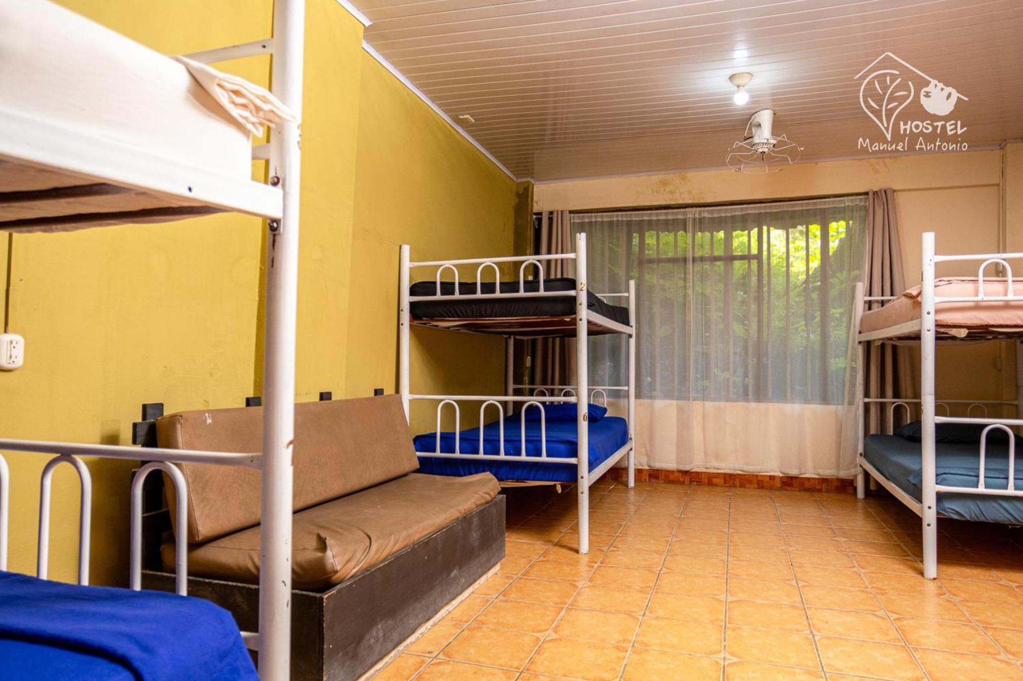 Manuel Antonio Hostel エクステリア 写真