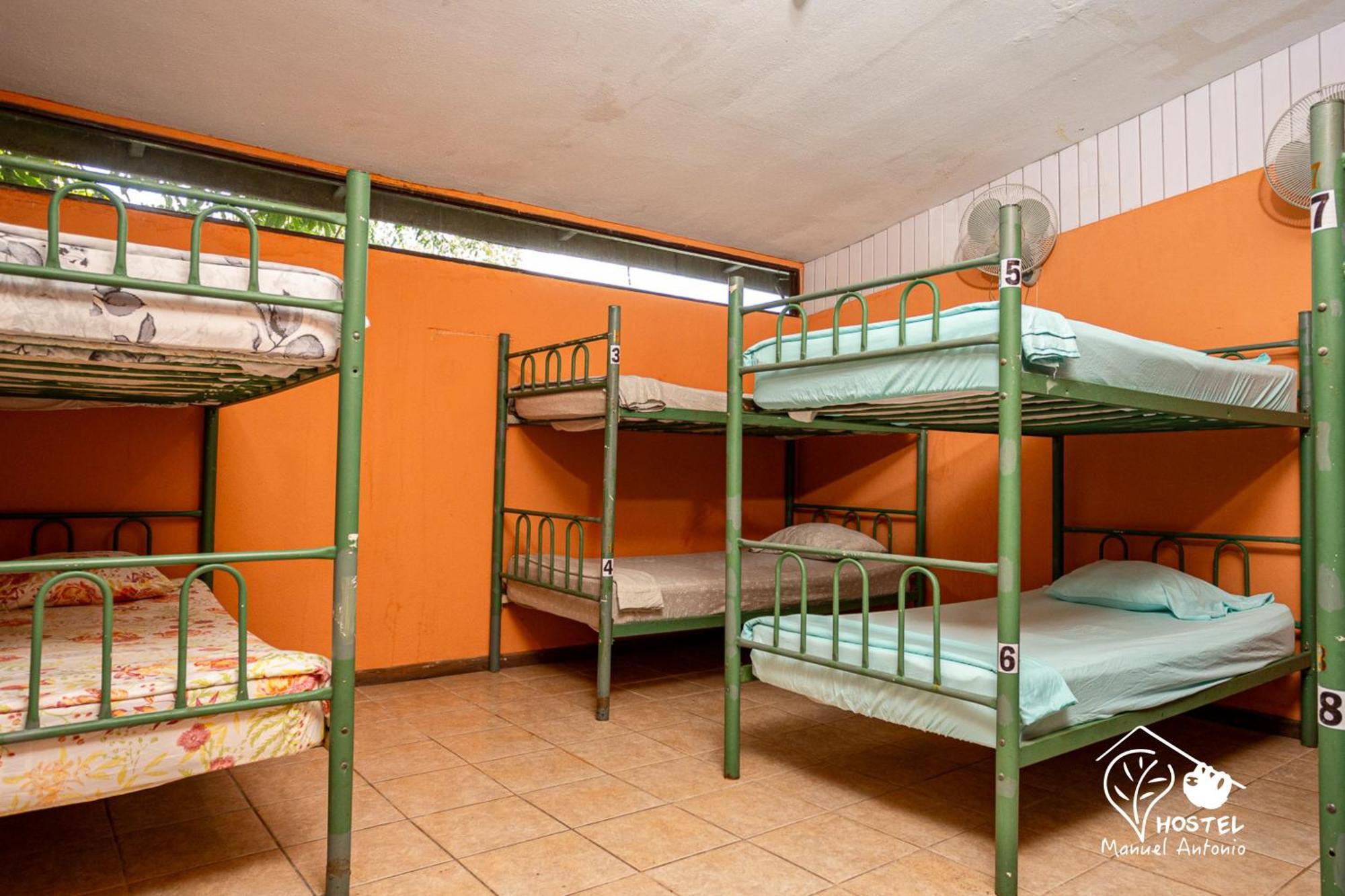 Manuel Antonio Hostel エクステリア 写真