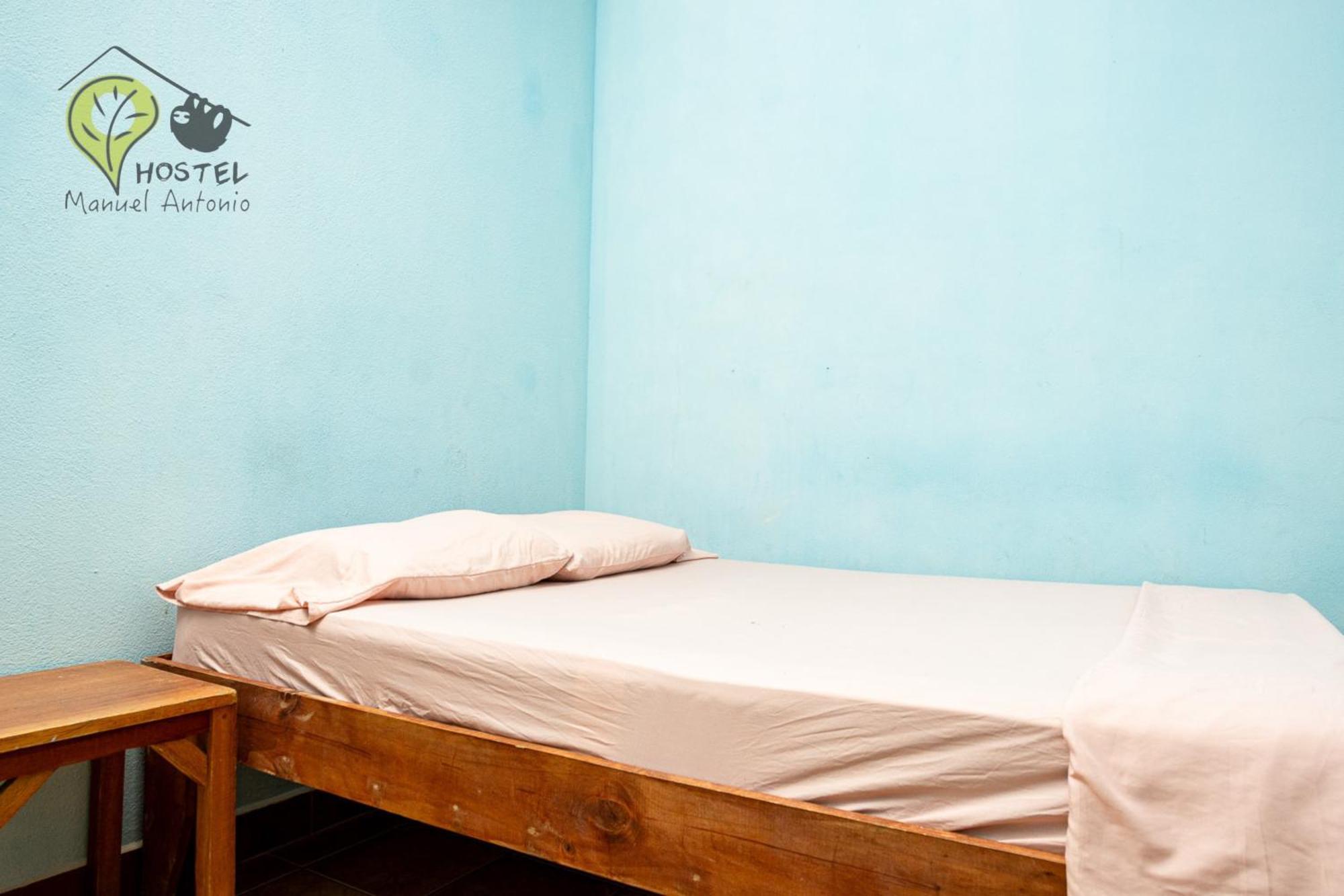 Manuel Antonio Hostel エクステリア 写真